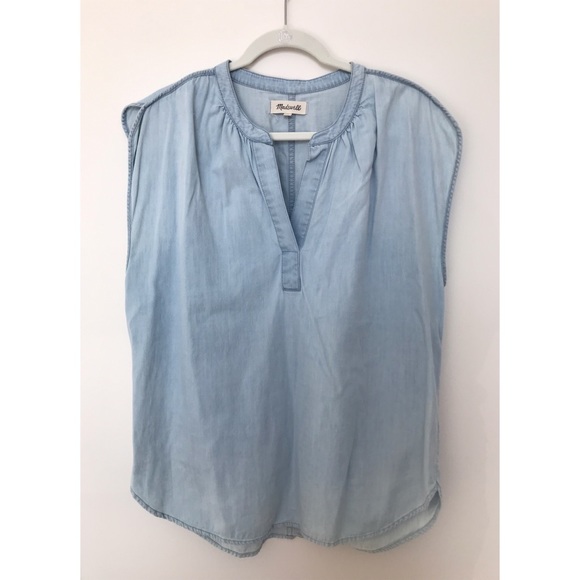 Madewell Tops - Madewell Chambray Top Madewell Tops - Madewell Chambray Top